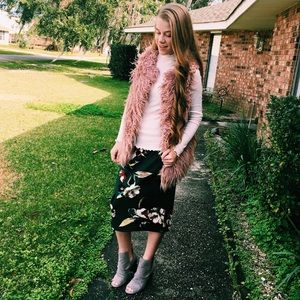 Meet your Posher, Emma